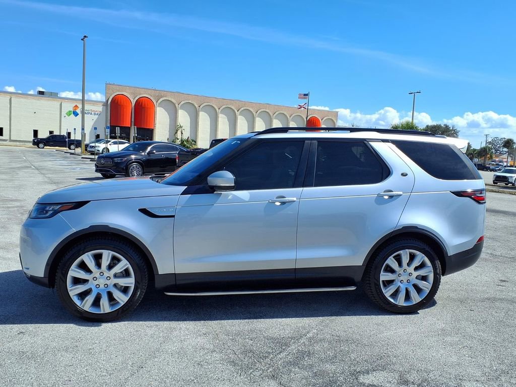 Used 2019 Land Rover Discovery HSE AWD/4WD image 4