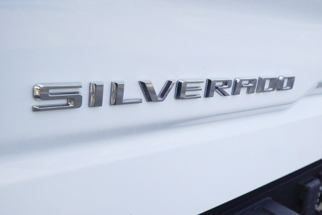 Used 2022 Chevrolet Silverado 1500 RST AWD/4WD image 43
