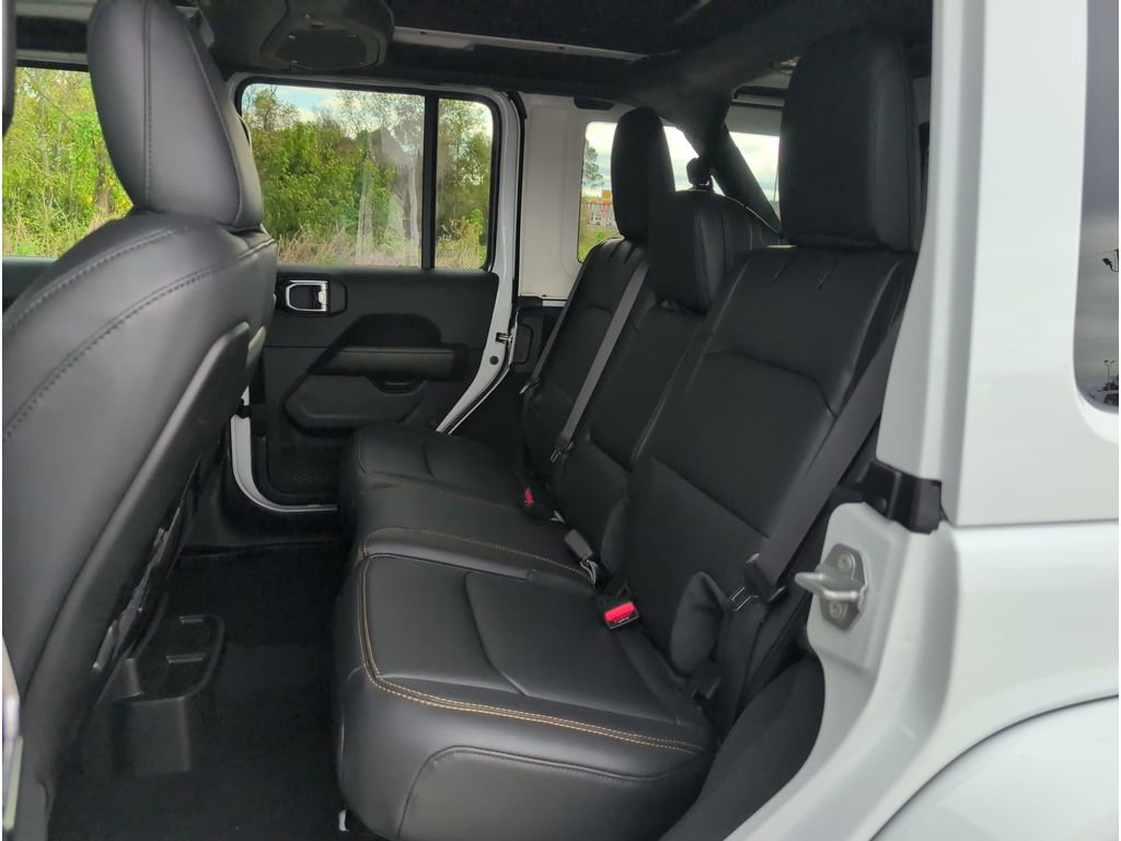 New 2026 Jeep Wrangler Sahara image 32