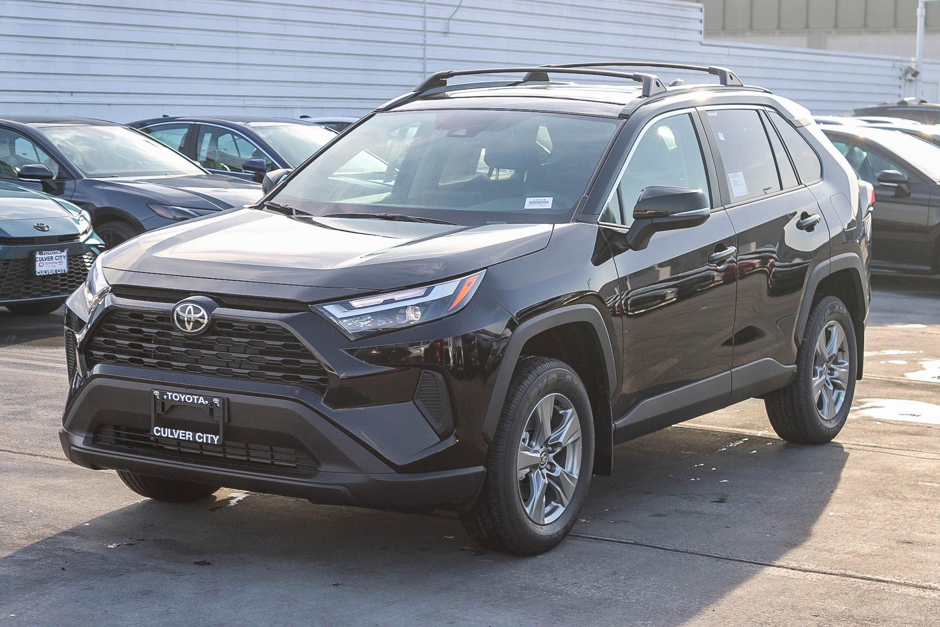 New 2025 Toyota RAV4 XLE image 3