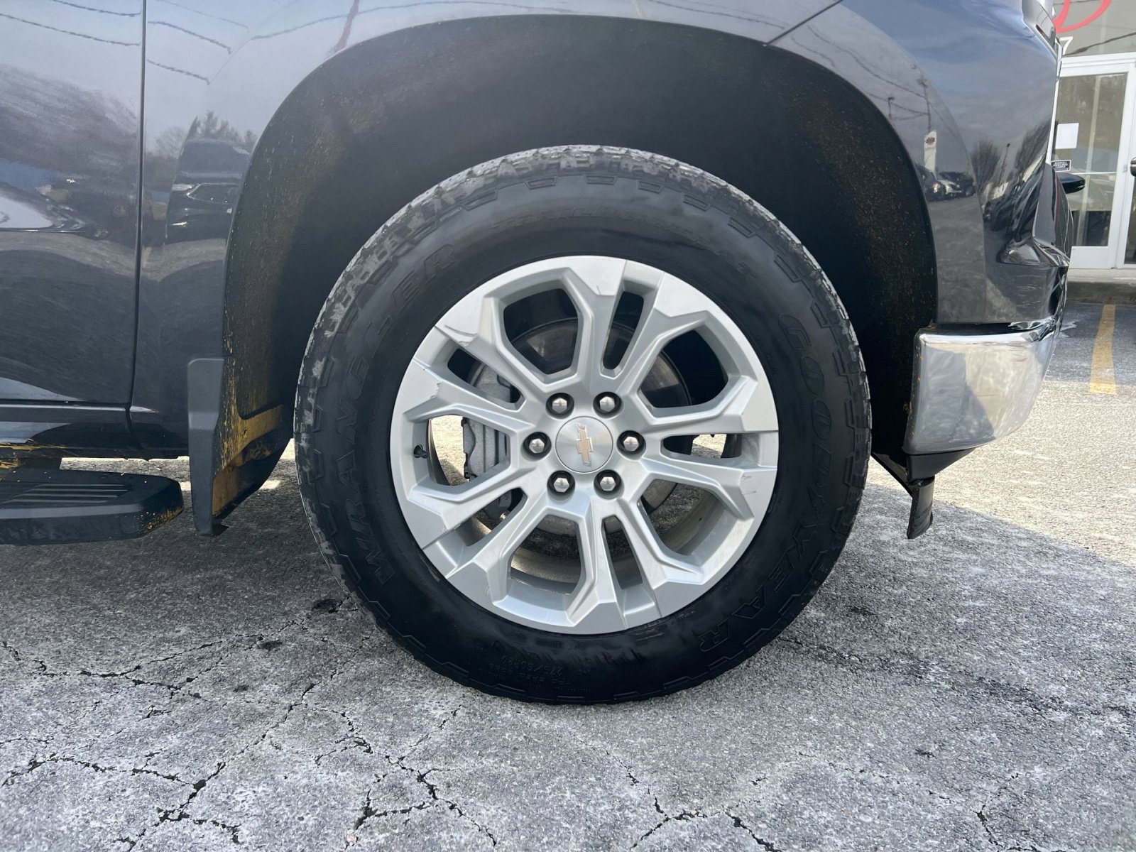 Used 2022 Chevrolet Silverado 1500 LTZ image 12