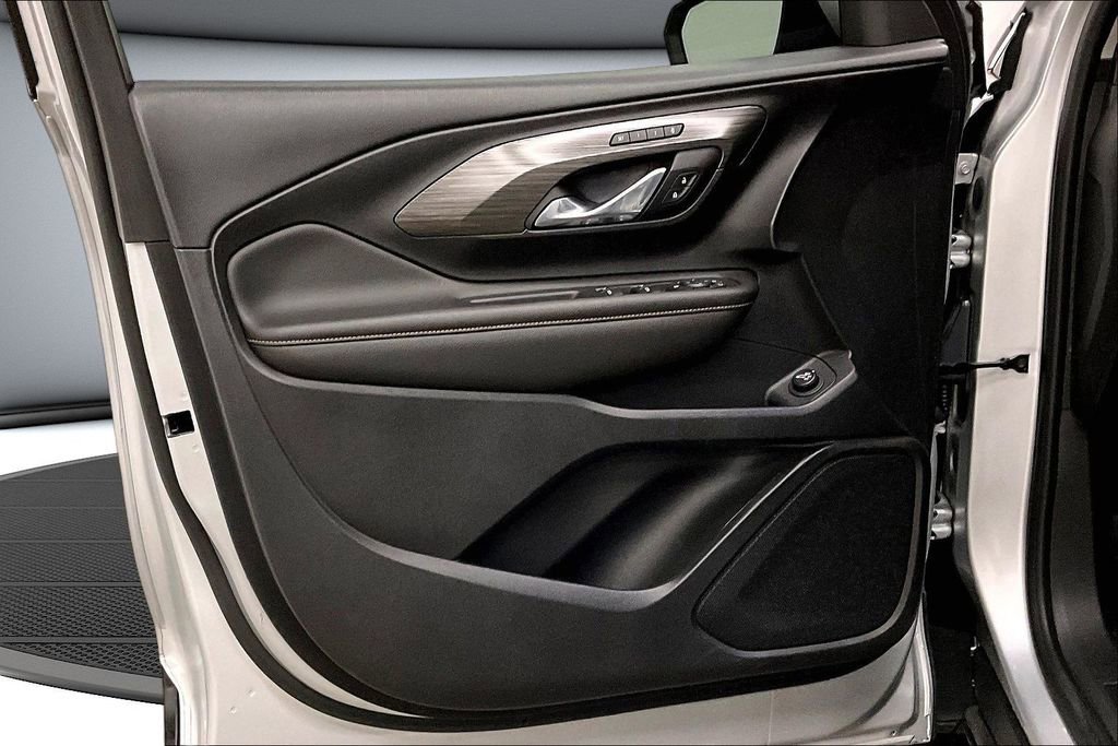 Used 2021 GMC Terrain SLT AWD/4WD image 19