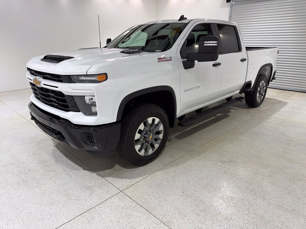 New 2026 Chevrolet Silverado 2500 Custom w/ Custom Value Package AWD/4WD image 1