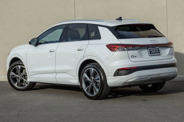 Used 2022 Audi Q4 e-tron Premium Plus image 3