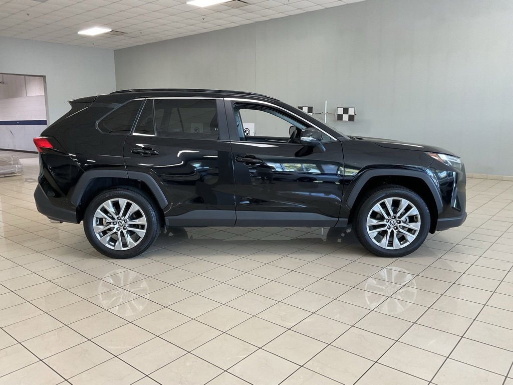 Used 2024 Toyota RAV4 XLE Premium image 7