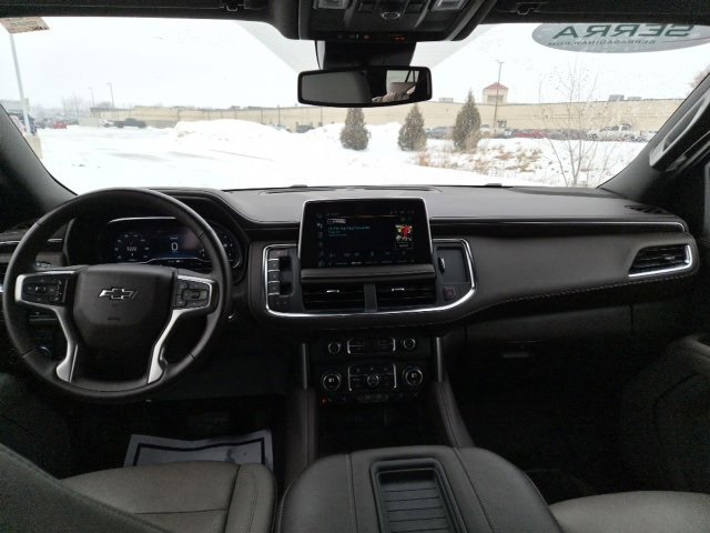 Certified 2024 Chevrolet Suburban Z71 w/ Luxury Package image 35