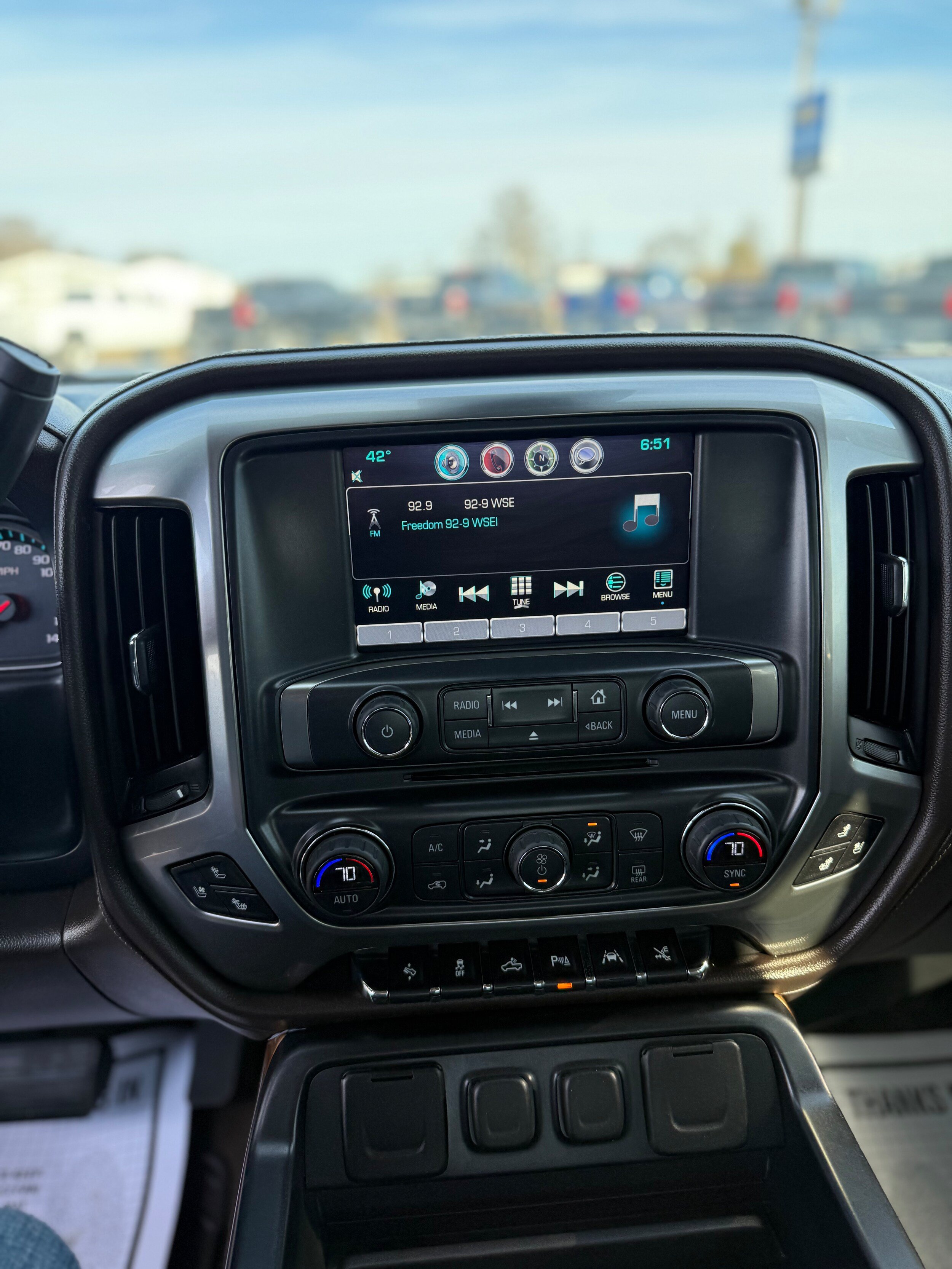 Used 2016 Chevrolet Silverado 1500 LTZ w/ LTZ Plus Package AWD/4WD image 16