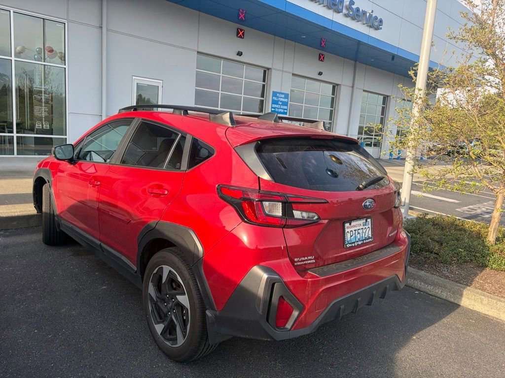 Used 2024 Subaru Crosstrek 2.5i Limited AWD/4WD image 2