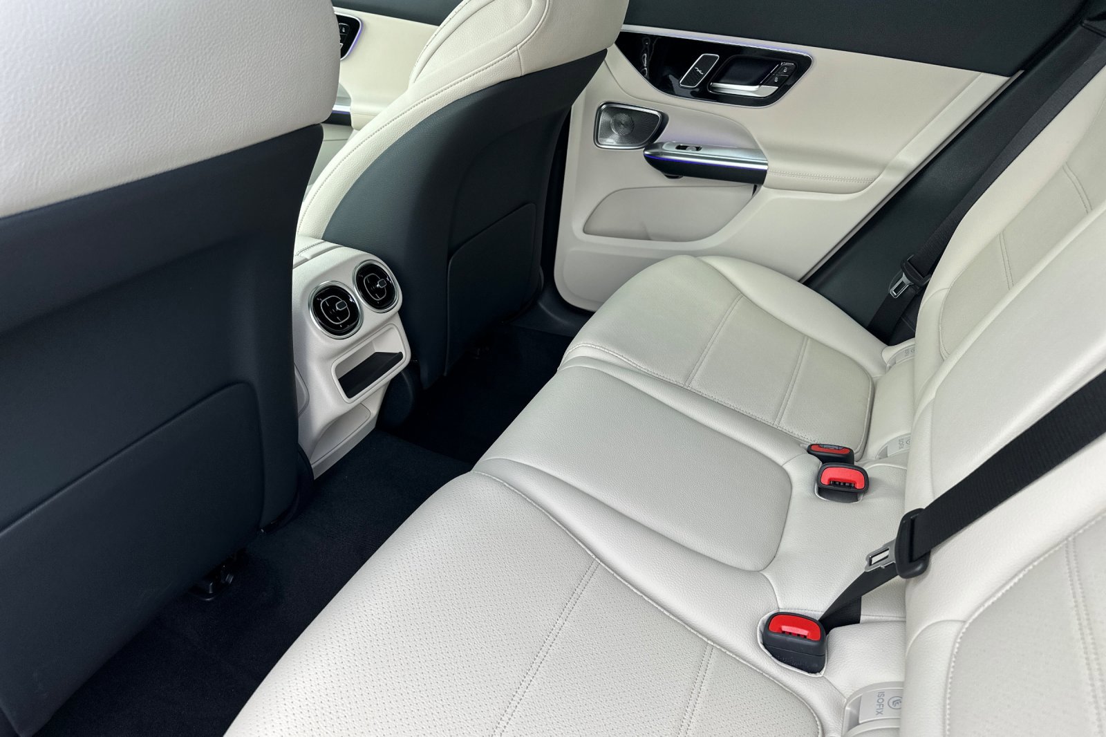 New 2026 Mercedes-Benz GLC 300 4MATIC image 12