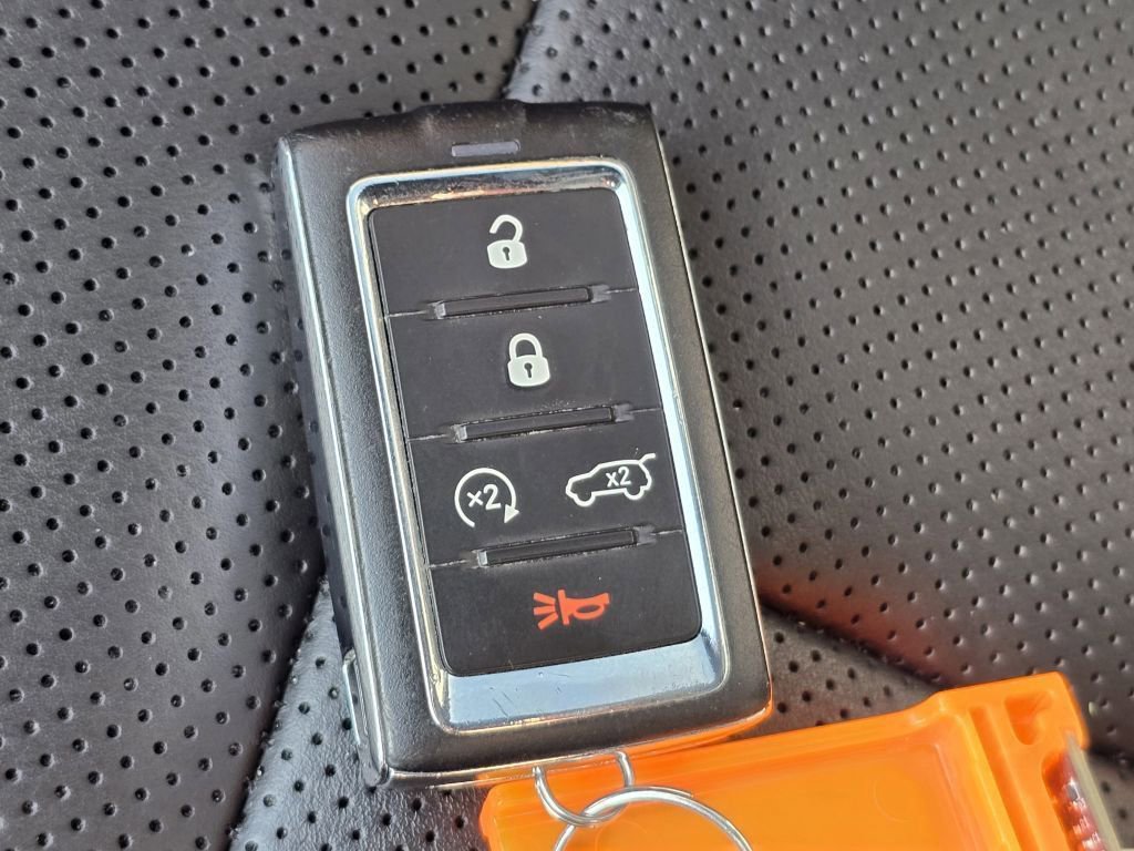 Used 2023 Jeep Grand Cherokee L Summit image 37