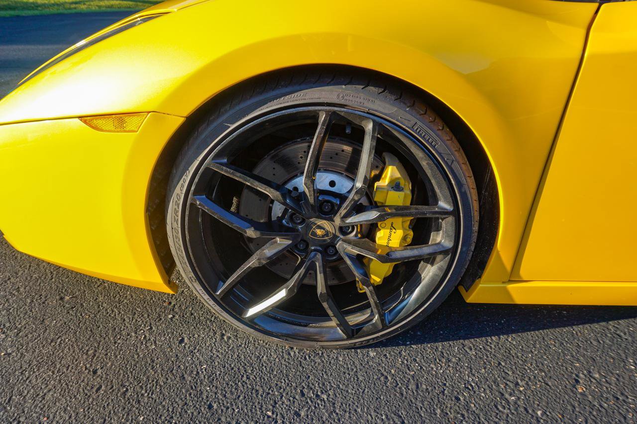 Used 2005 Lamborghini Gallardo image 39