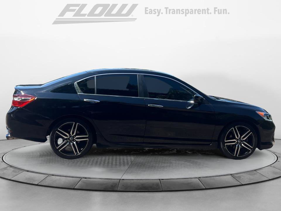Used 2017 Honda Accord Sport image 10