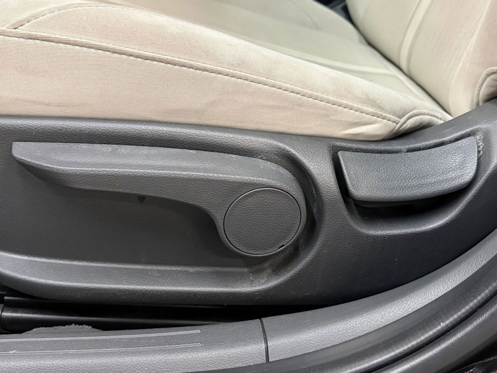 Used 2022 Hyundai Sonata SE w/ Cargo Package image 24