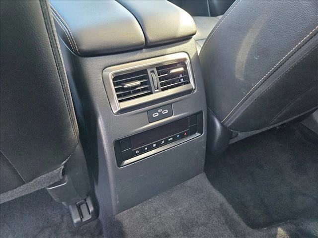 Used 2025 MAZDA CX-90 3.3 Turbo w/ Premium Sport Pkg image 17