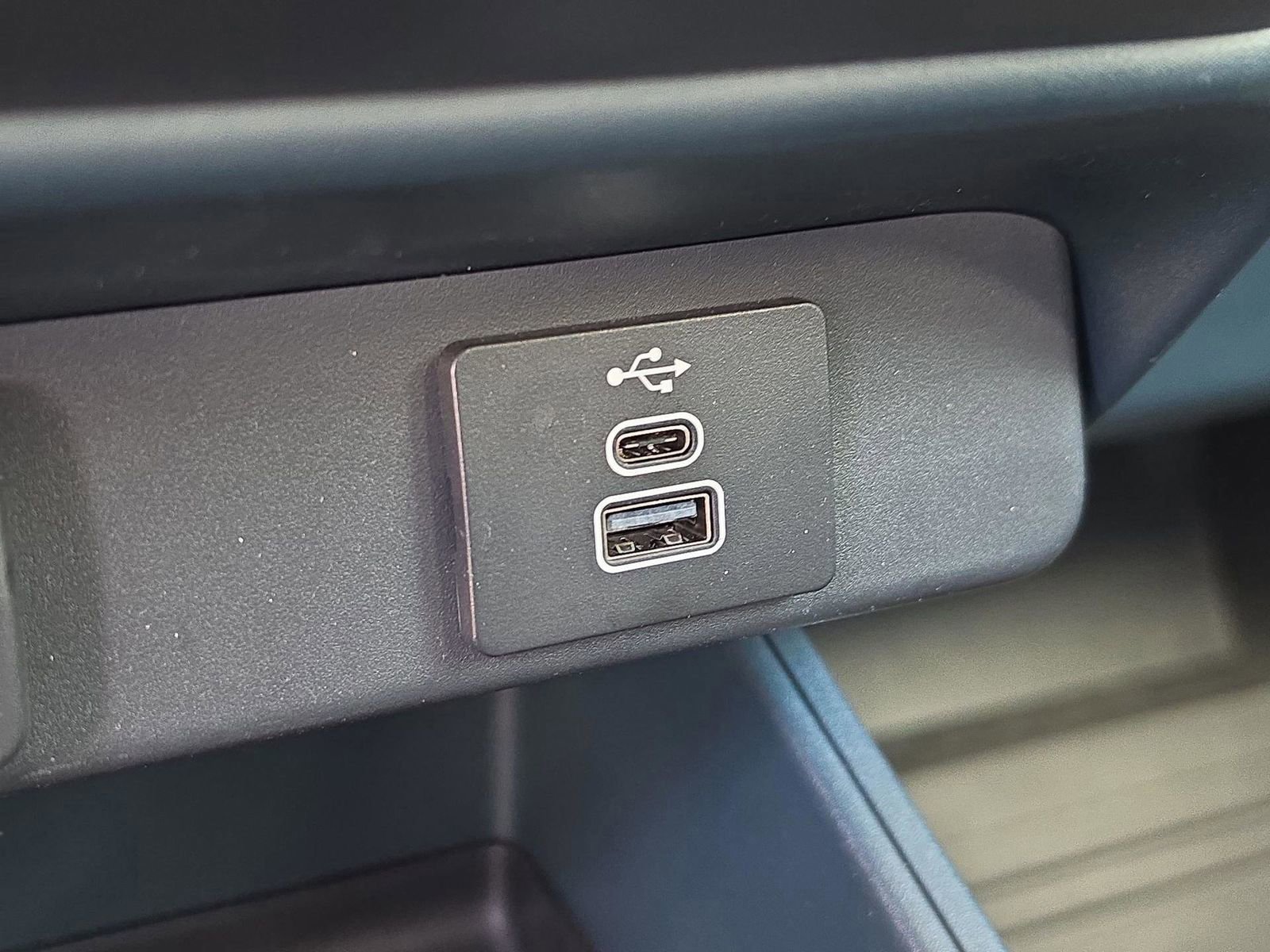 Used 2025 Ford Maverick XLT w/ XLT Luxury Package image 29