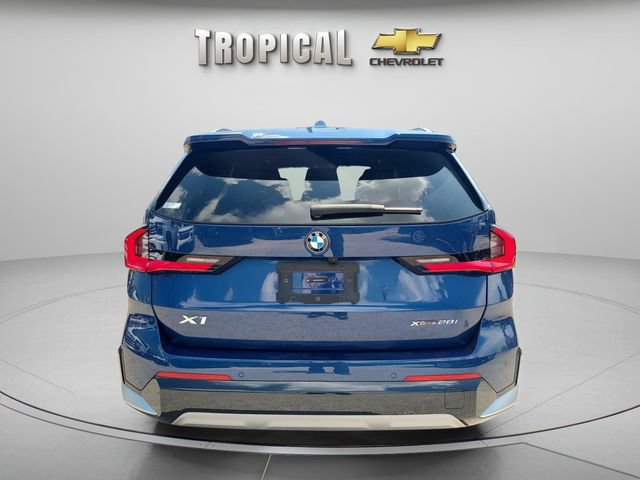 Used 2023 BMW X1 xDrive28i w/ Convenience Package AWD/4WD image 4