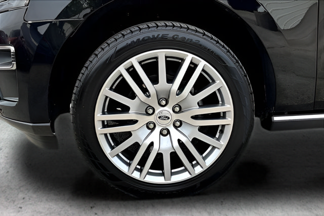 Used 2024 Ford Expedition Limited AWD/4WD image 35
