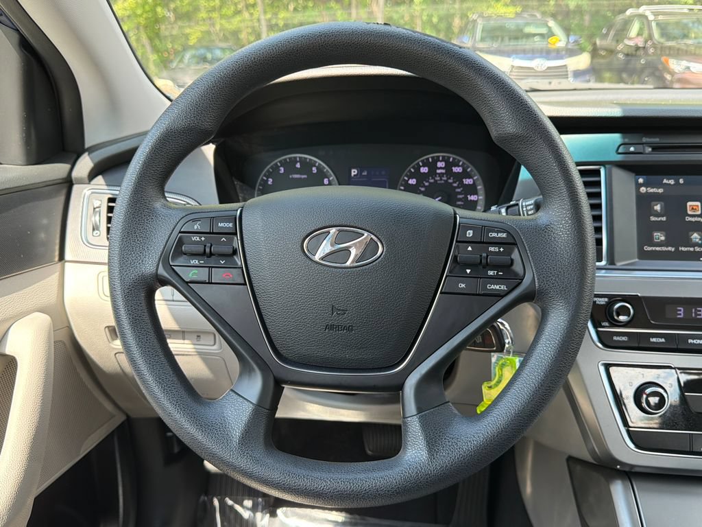 Used 2017 Hyundai Sonata Sport FWD image 16