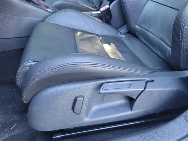 Used 2013 Volkswagen GTI Driver's Edition FWD image 4