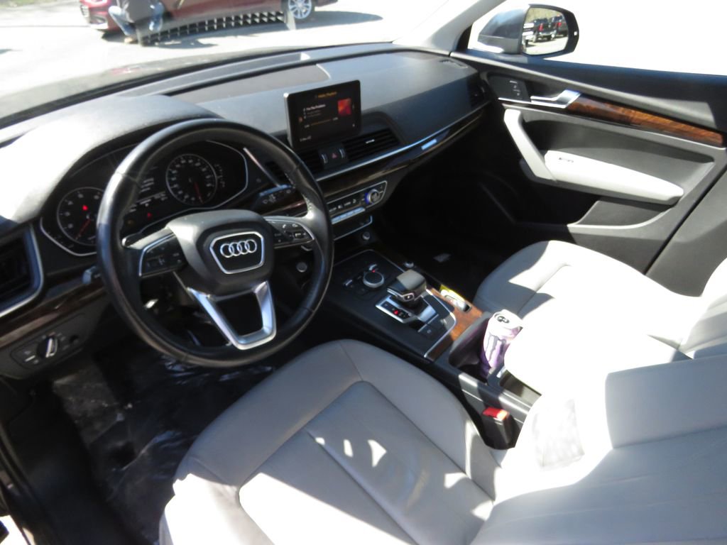 Used 2018 Audi Q5 2.0T Premium w/ Convenience Package AWD/4WD image 11