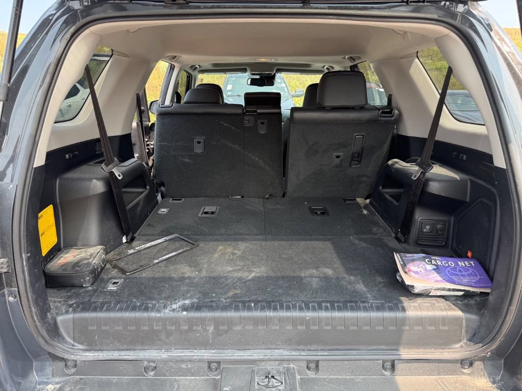 Used 2024 Toyota 4Runner Limited AWD/4WD image 11