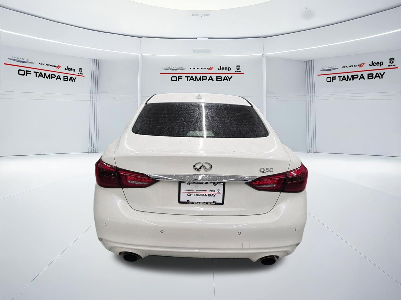 Used 2024 INFINITI Q50 Luxe w/ Cargo Package RWD image 5
