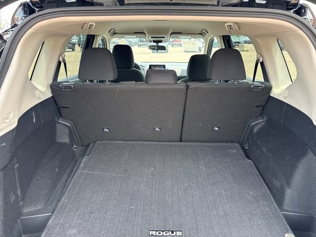 Certified 2025 Nissan Rogue S FWD image 15