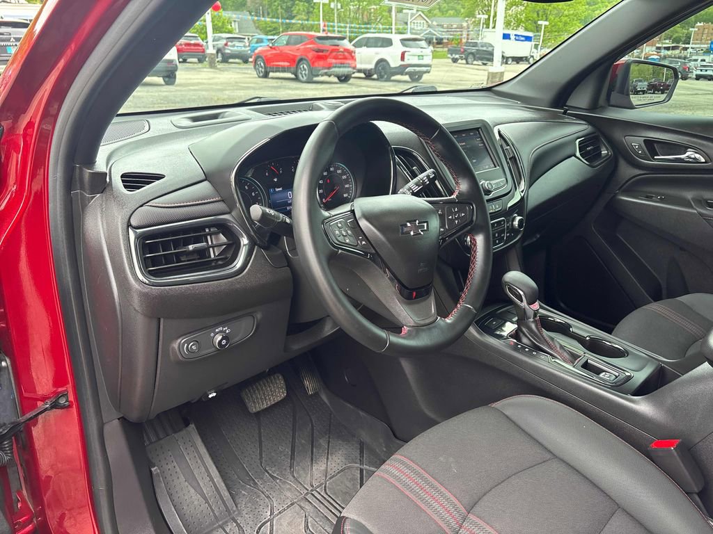 Used 2024 Chevrolet Equinox RS AWD/4WD image 13