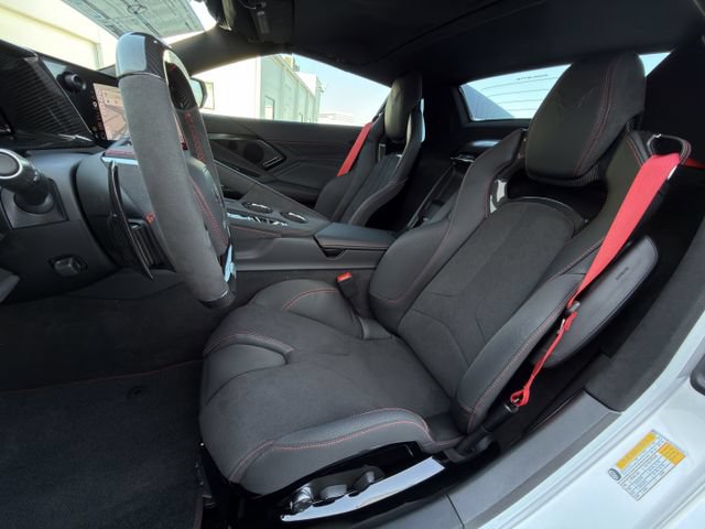 New 2026 Chevrolet Corvette E-Ray w/ Stealth Interior Trim Package AWD/4WD image 26