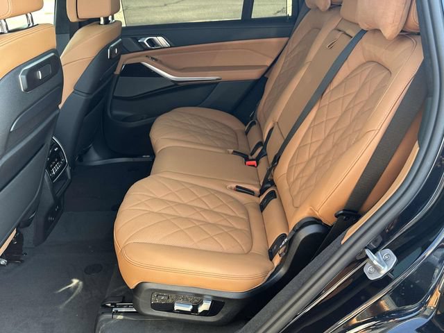 New 2027 BMW X7 xDrive40i w/ Executive Package AWD/4WD image 8