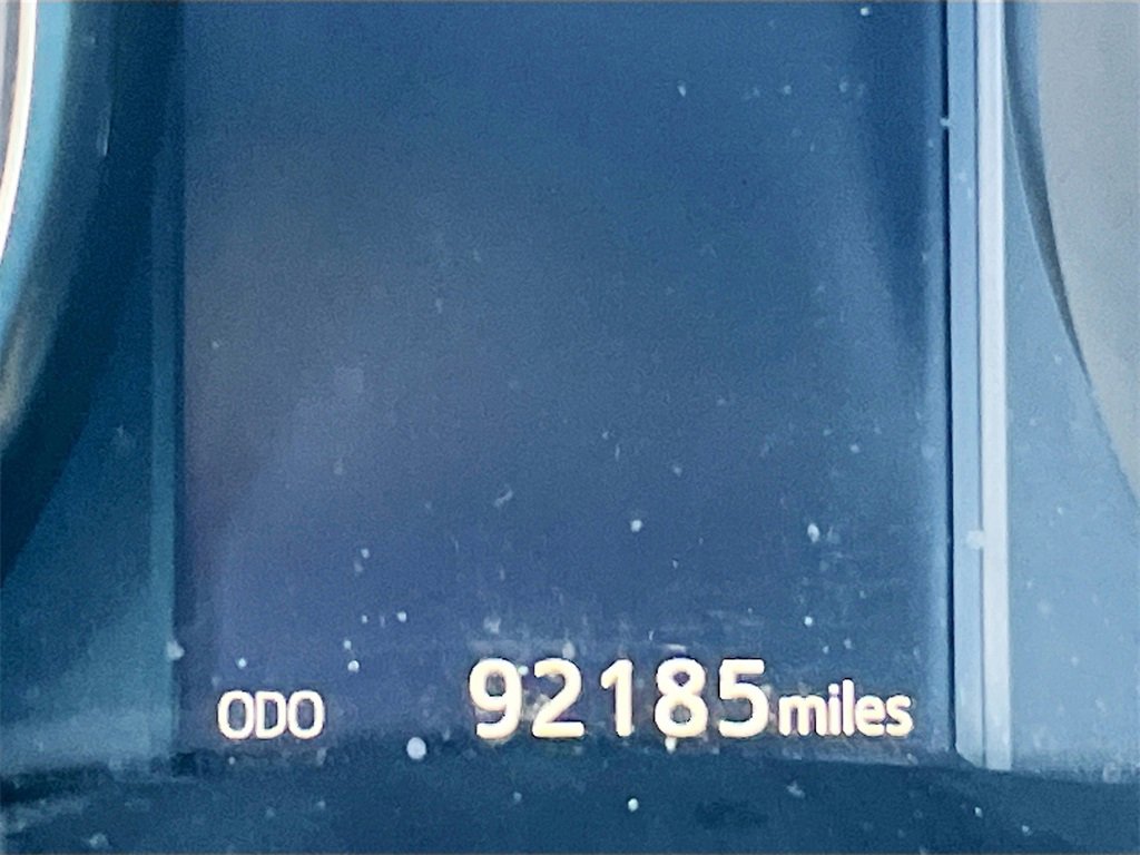 Used 2017 Toyota Corolla iM image 12