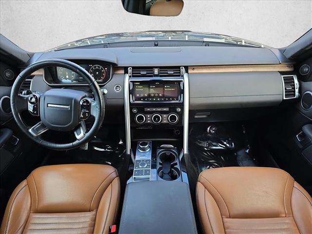 Used 2020 Land Rover Discovery HSE image 9