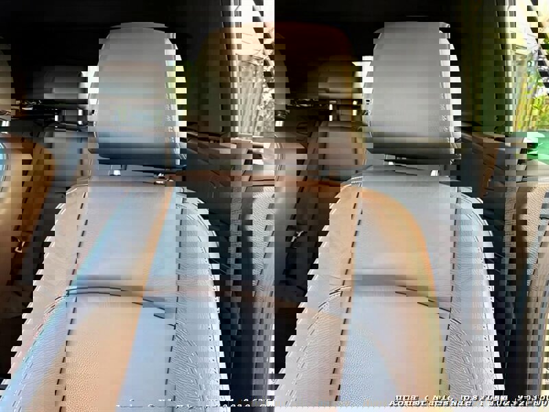 Used 2013 BMW 135i Convertible image 20