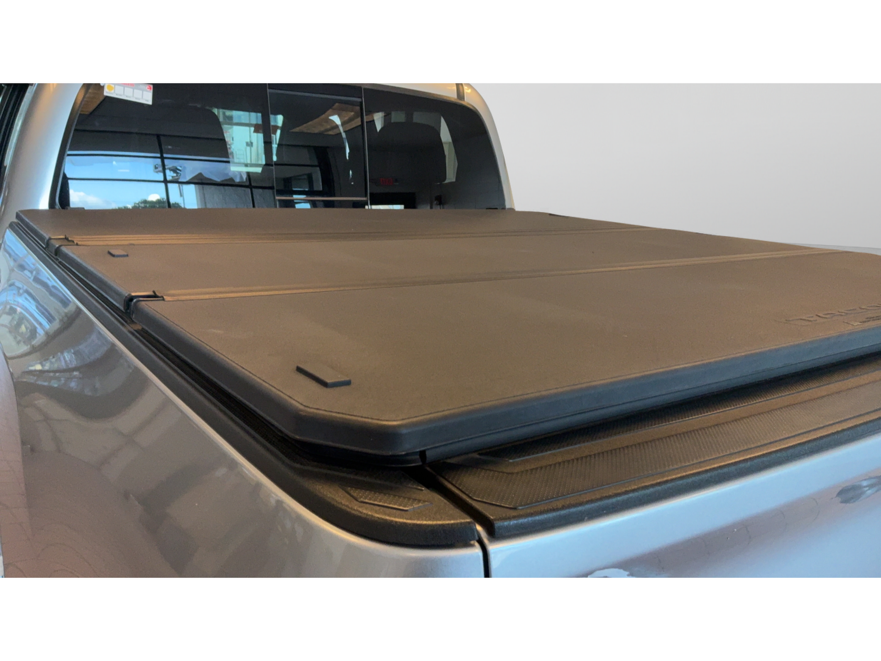 Used 2022 Toyota Tacoma Limited AWD/4WD image 27