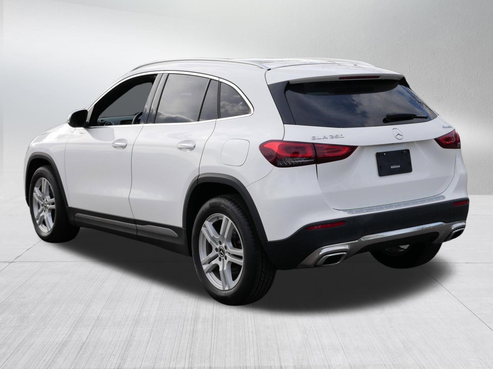 Used 2022 Mercedes-Benz GLA 250 4MATIC image 5