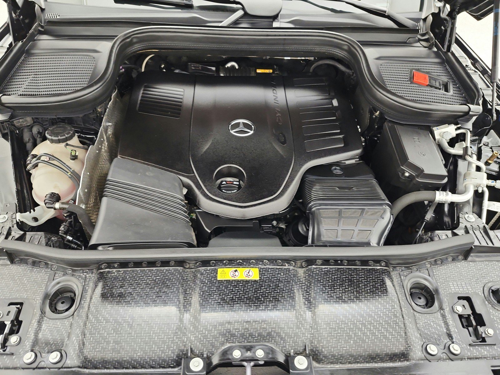 Certified 2024 Mercedes-Benz GLE 450 4MATIC image 17