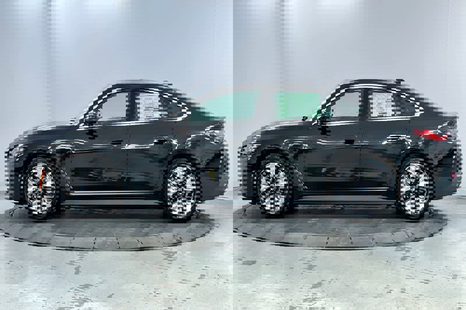 Used 2025 BMW i4 xDrive40i w/ Premium Package image 5