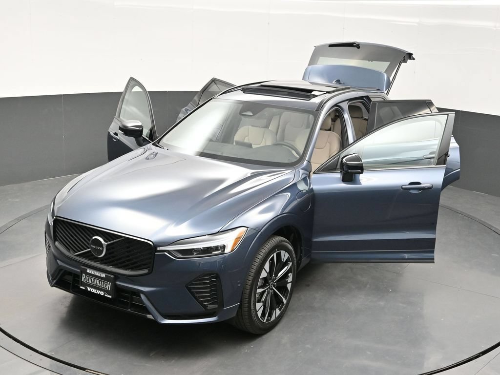 New 2026 Volvo XC60 T8 Plus w/ Climate Package AWD/4WD image 41