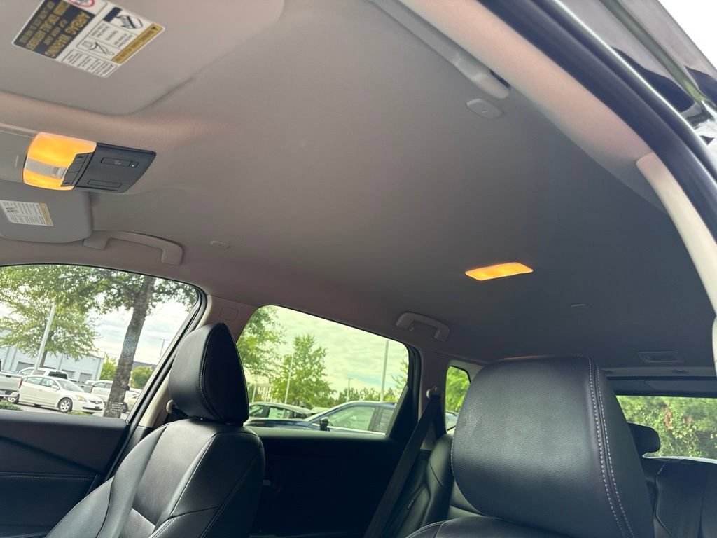 Certified 2025 Nissan Rogue SL FWD image 31