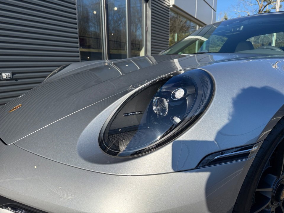 Certified 2022 Porsche 911 Targa 4 GTS image 13