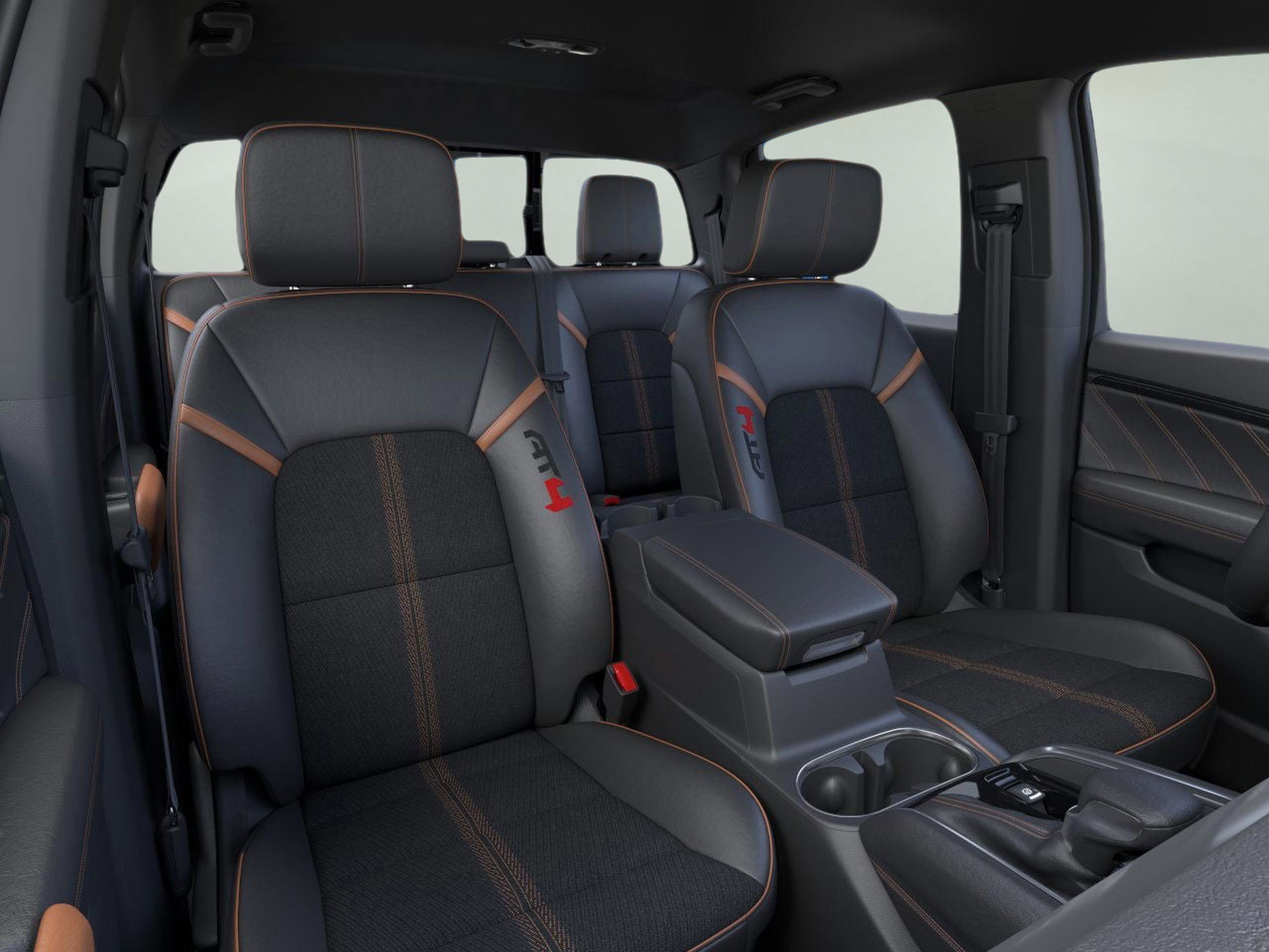 New 2026 GMC Canyon AT4 image 12