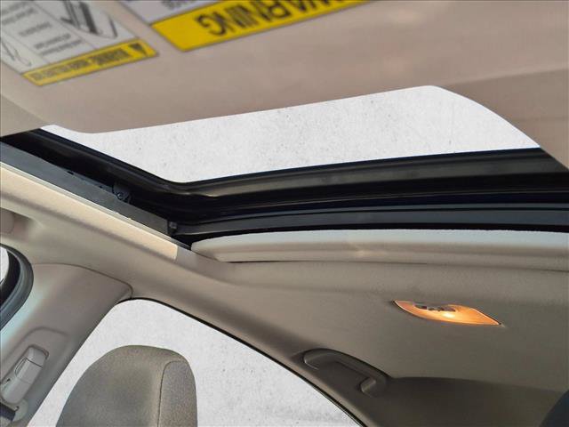 Used 2018 Honda HR-V EX image 17