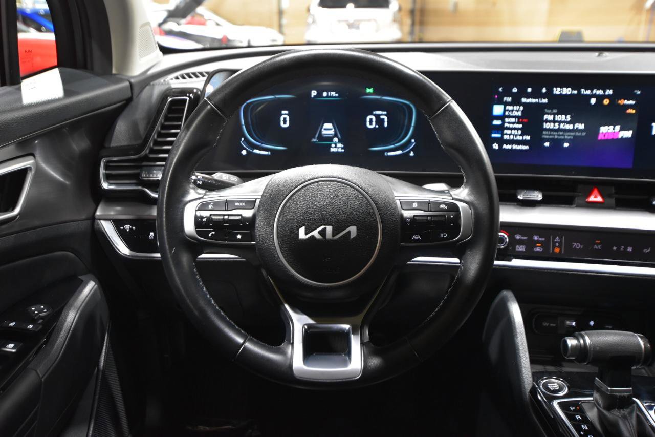 Used 2024 Kia Sportage EX image 16