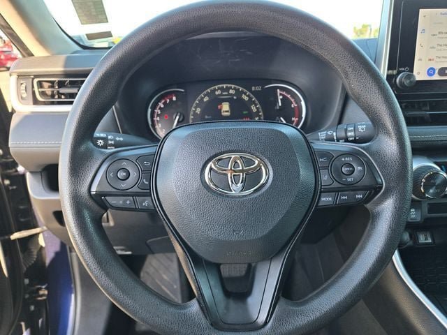 Used 2024 Toyota RAV4 XLE AWD/4WD image 23