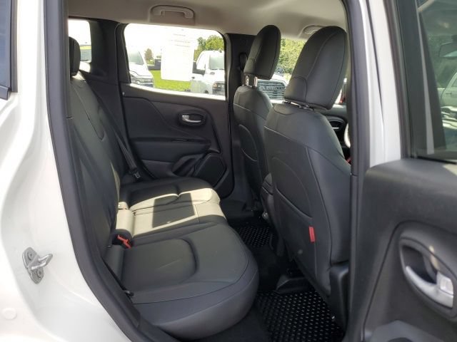 Used 2023 Jeep Renegade Trailhawk w/ Trailhawk Elite Group AWD/4WD image 22