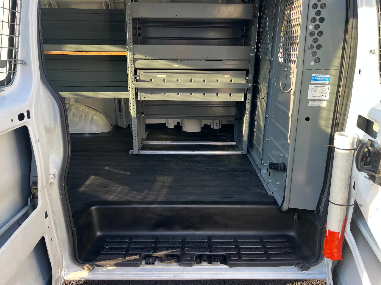 Used 2014 Chevrolet Express 2500 image 22