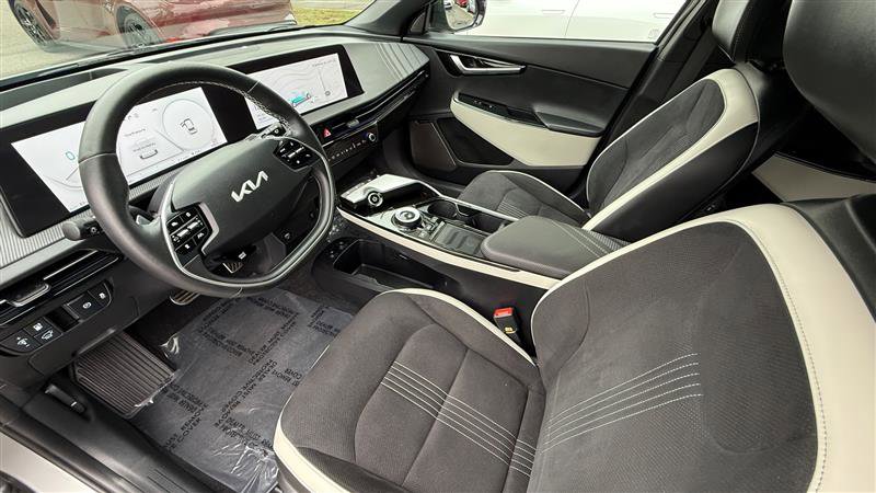 Used 2023 Kia EV6 GT-Line w/ GT-Line Suede Seat Package image 9