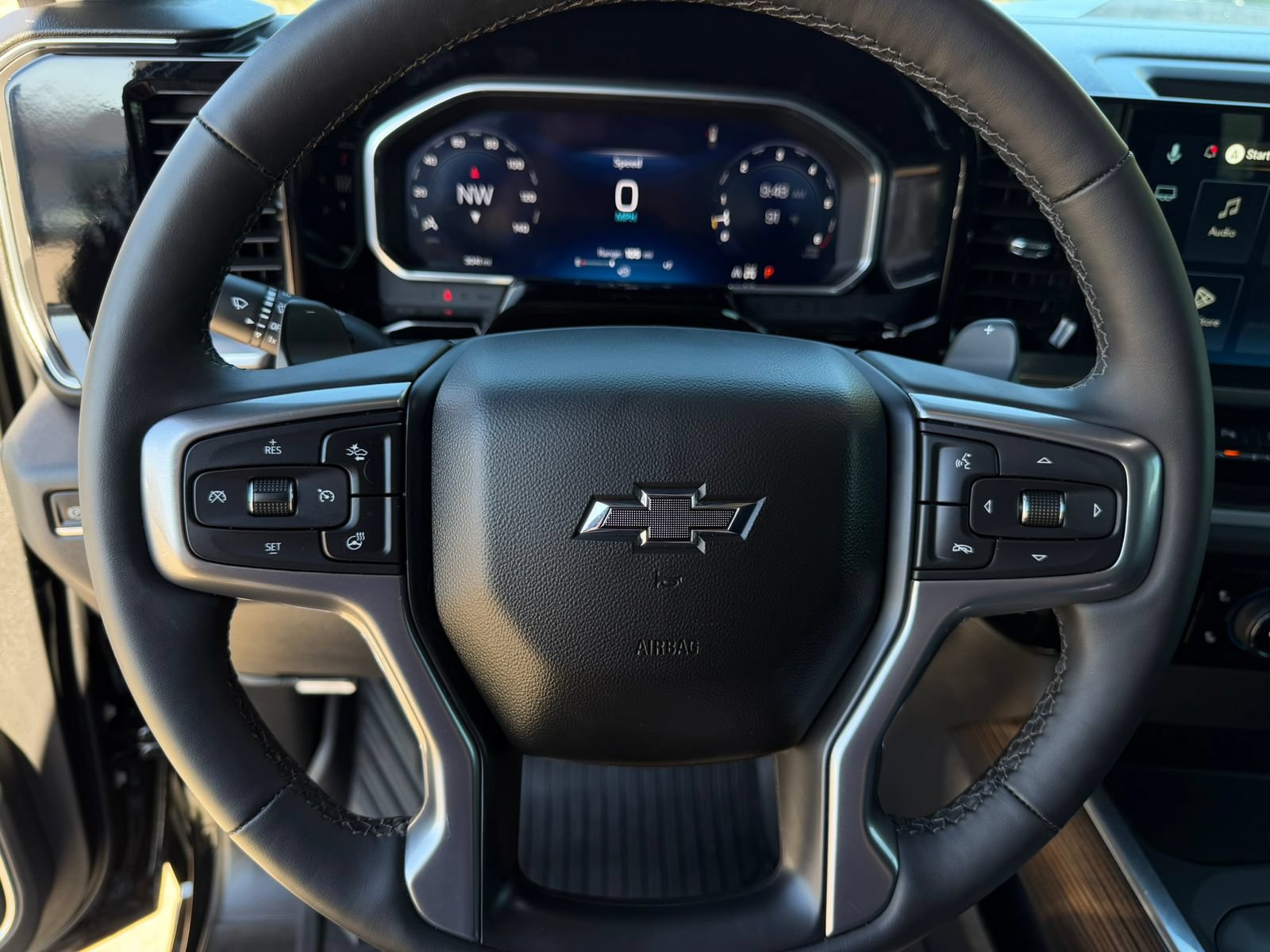 Used 2026 Chevrolet Silverado 1500 LT Trail Boss w/ Safety Package AWD/4WD image 23