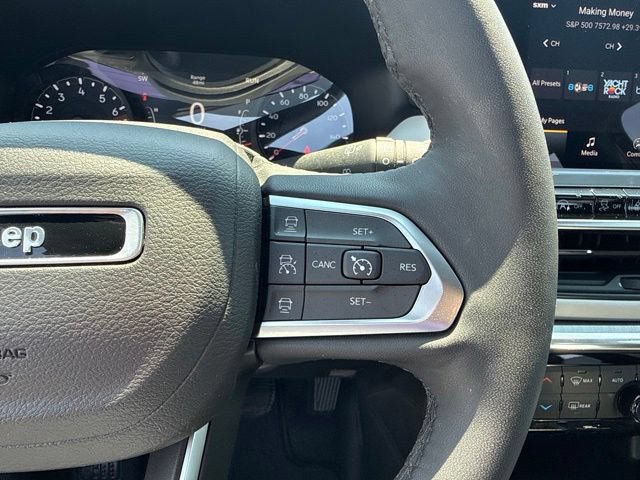 Certified 2023 Jeep Compass Limited AWD/4WD image 13