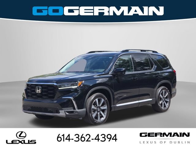 Used 2025 Honda Pilot Touring image 2